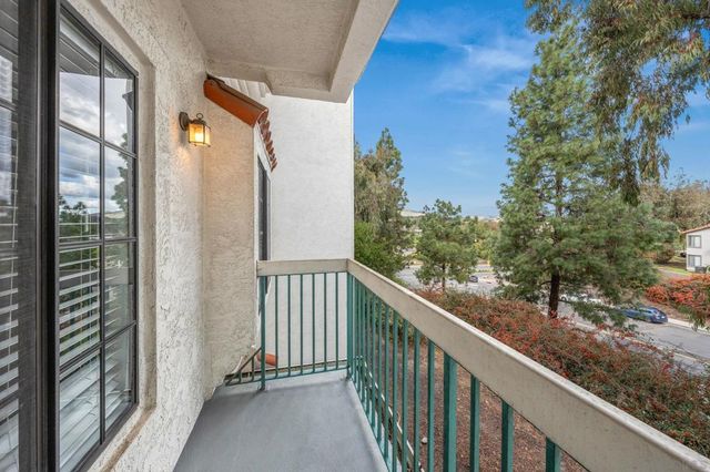 16458 Avenida Venusto C C, San Diego, CA 92128