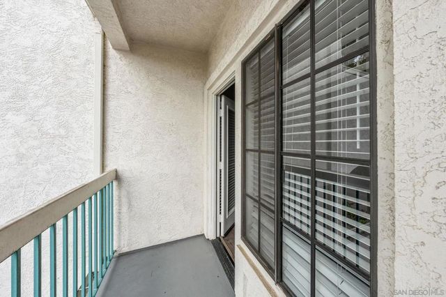 16458 Avenida Venusto C C, San Diego, CA 92128