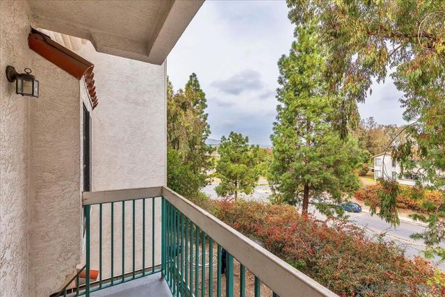 16458 Avenida Venusto C C, San Diego, CA 92128