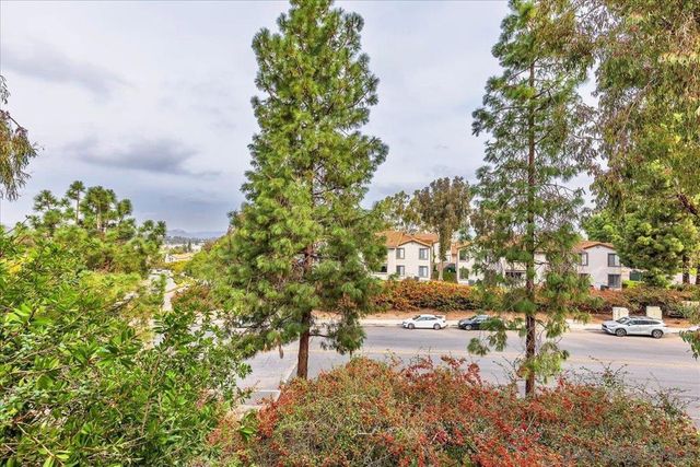 16458 Avenida Venusto C C, San Diego, CA 92128