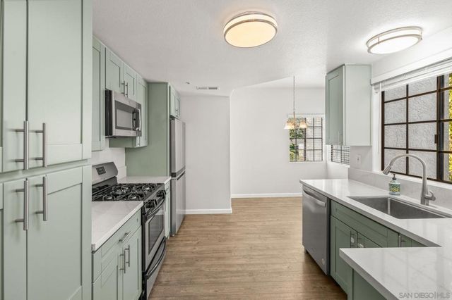 16458 Avenida Venusto C C, San Diego, CA 92128