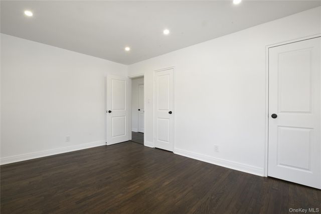 67-77 136th Street B, Flushing, NY 11367