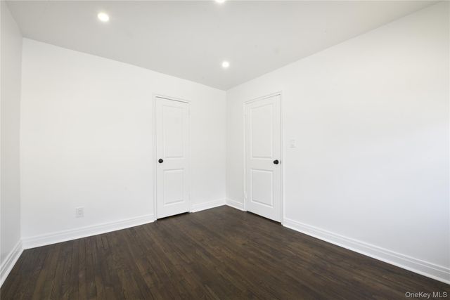 67-77 136th Street B, Flushing, NY 11367