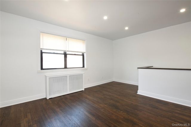 67-77 136th Street B, Flushing, NY 11367