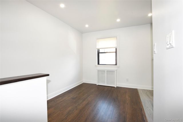 67-77 136th Street B, Flushing, NY 11367