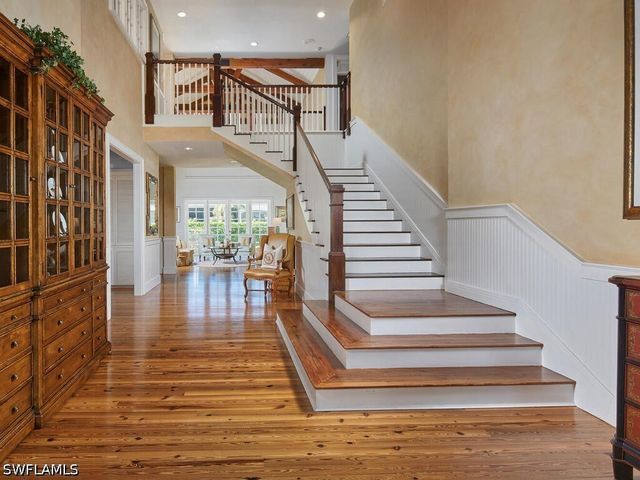 2750 Treasure LN, Naples, FL 34102