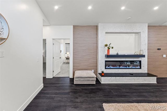 55 Dell Avenue, East Alton, IL 62024