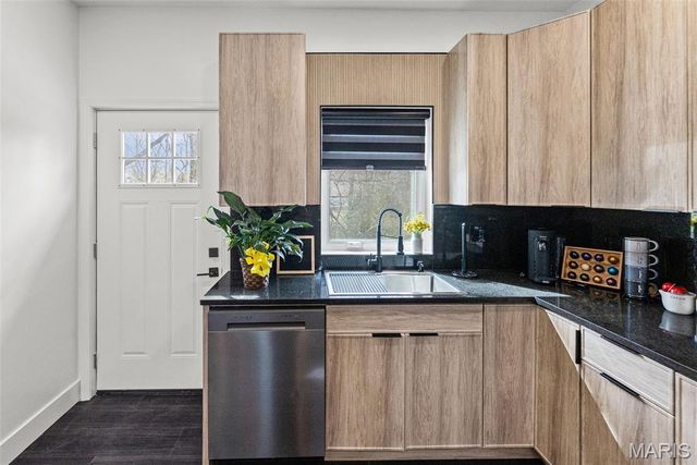 55 Dell Avenue, East Alton, IL 62024