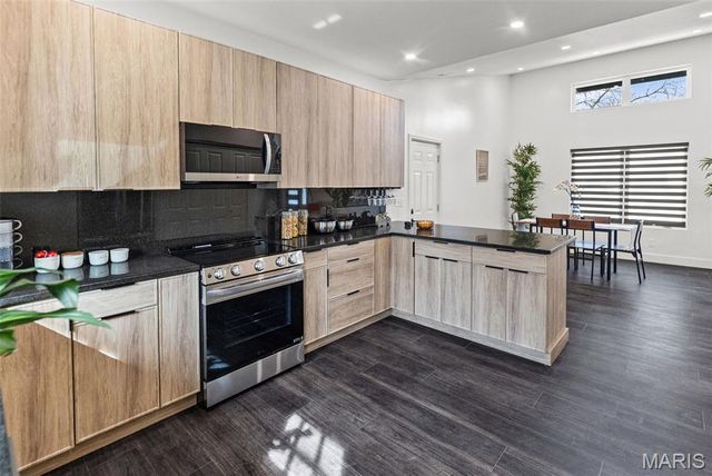 55 Dell Avenue, East Alton, IL 62024