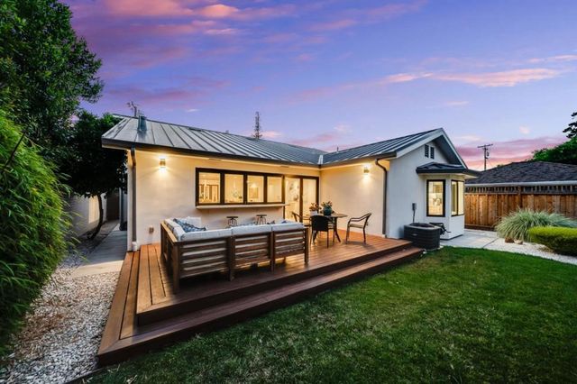 571 Anza Street, Mountain View, CA 94041