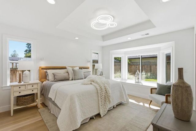 571 Anza Street, Mountain View, CA 94041