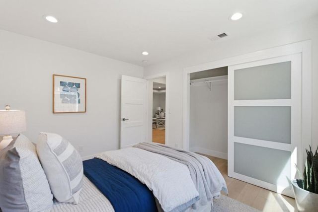 571 Anza Street, Mountain View, CA 94041