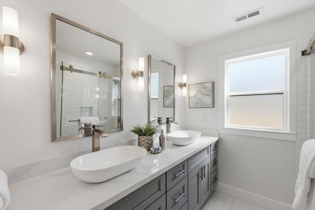 571 Anza Street, Mountain View, CA 94041