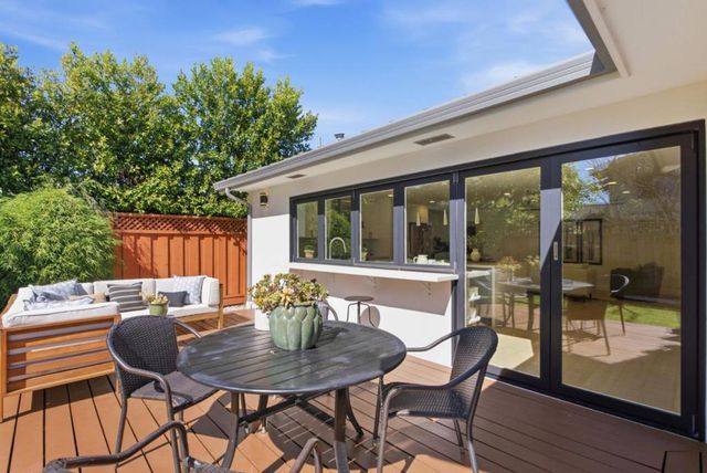 571 Anza Street, Mountain View, CA 94041