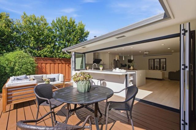 571 Anza Street, Mountain View, CA 94041