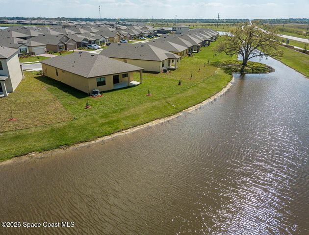 1863 Farmhouse Road SE, Palm Bay, FL 32909