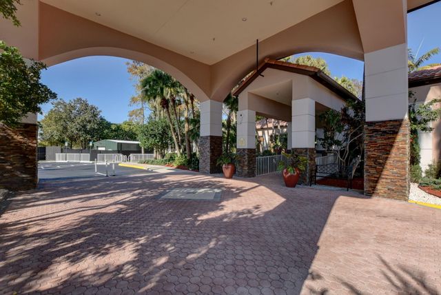 20491 Vía Marisa, Boca Raton, FL 33498