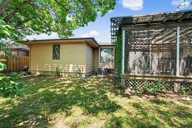 2436 Village Ln, Salina, KS 67401