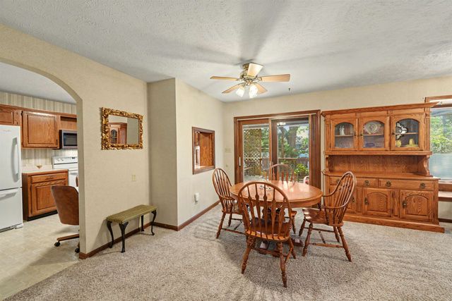 2436 Village Ln, Salina, KS 67401