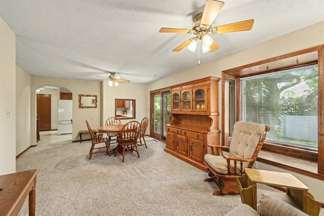 2436 Village Ln, Salina, KS 67401