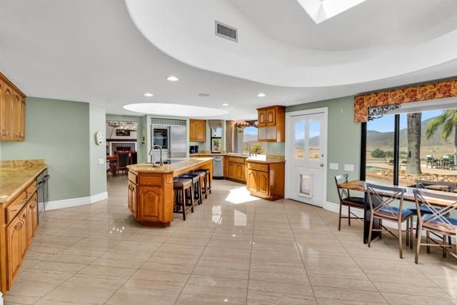 2732 Vista Del Piedra, Jamul, CA 91935