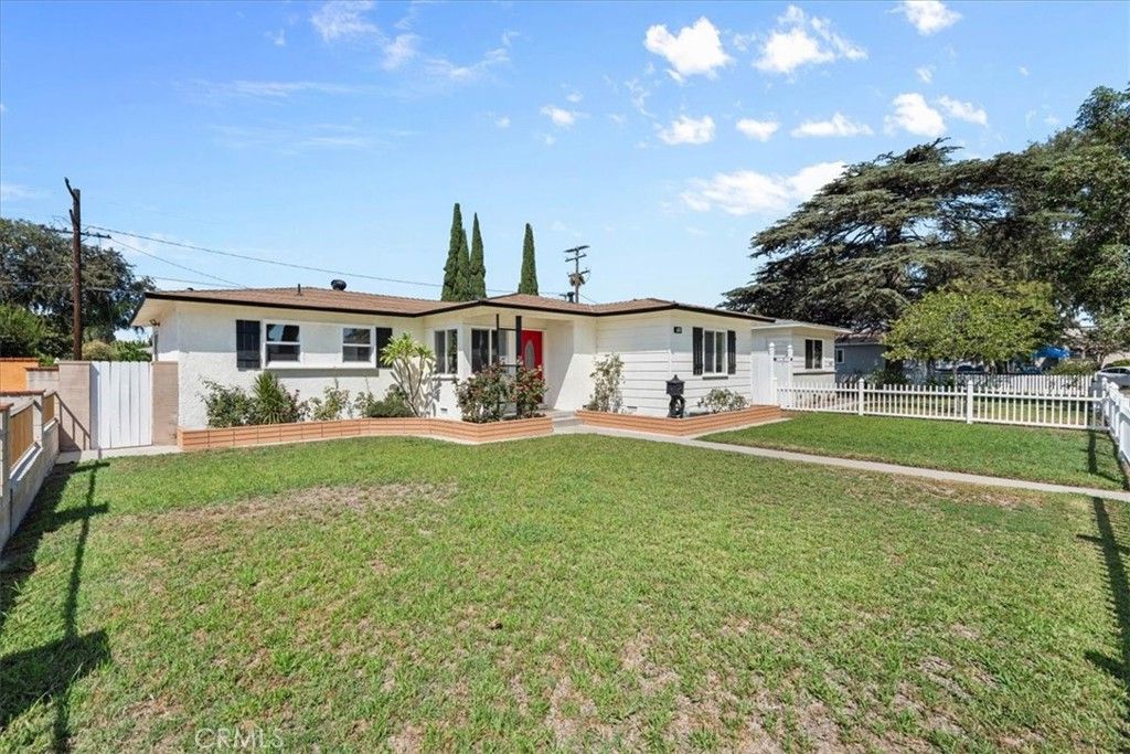 611 S Pine, Anaheim, CA 92805 — photo 4