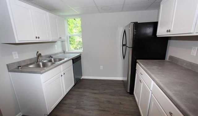 6696 Mableton Parkway SE, Mableton, GA 30126