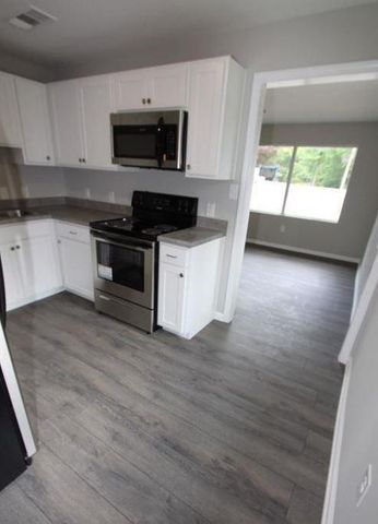 6696 Mableton Parkway SE, Mableton, GA 30126