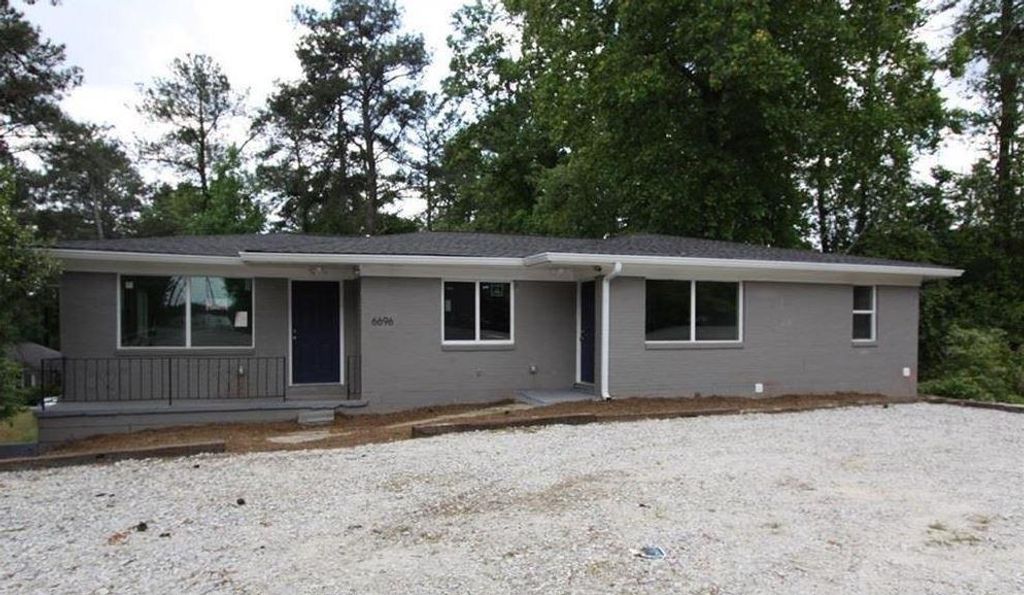 6696 Mableton Parkway SE, Mableton, GA 30126