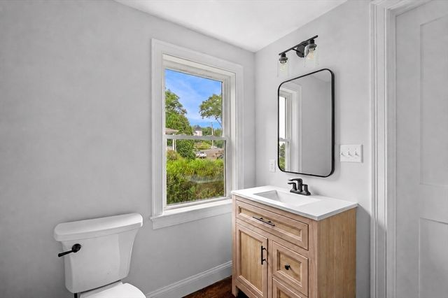 95 Greenwood Avenue, Wakefield, MA 01880
