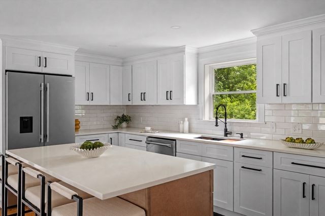 95 Greenwood Avenue, Wakefield, MA 01880