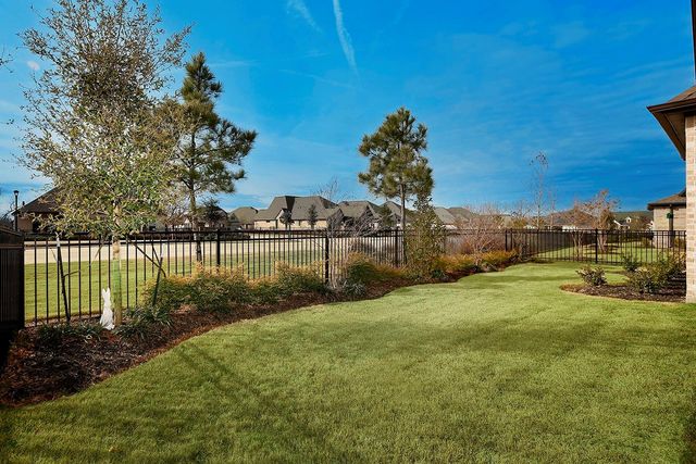 9759 Rockwell Drive, Willis, TX 77318