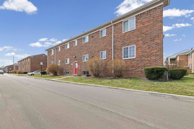 25344 Shiawassee Circle 210, Southfield, MI 48033