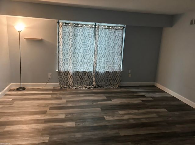 25344 Shiawassee Circle 210, Southfield, MI 48033