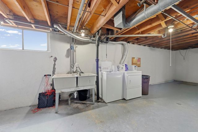 25344 Shiawassee Circle 210, Southfield, MI 48033