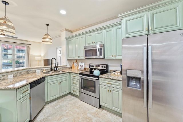 7000 Seawall Boulevard 1112, Galveston, TX 77551