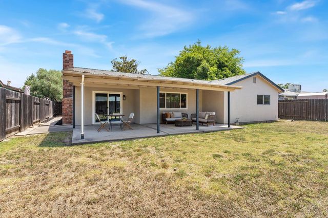 3908 Westporter Dr, Sacramento, CA 95826
