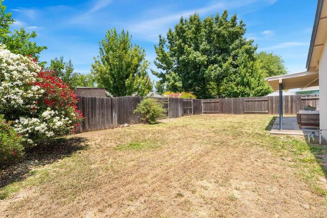 3908 Westporter Dr, Sacramento, CA 95826