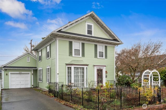 914 F Street, Centralia, WA 98531