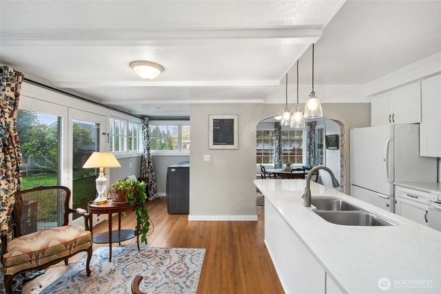 914 F Street, Centralia, WA 98531