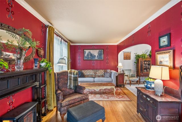 914 F Street, Centralia, WA 98531