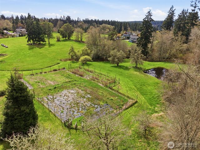 20211 Vashon Highway SW, Vashon, WA 98070