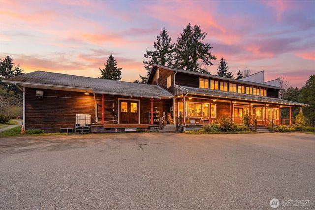 20211 Vashon Highway SW, Vashon, WA 98070