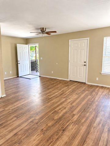 4714 Oleander Street D, Bacliff, TX 77518