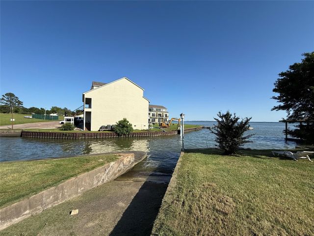 175 Heather Lane, Livingston, TX 77351
