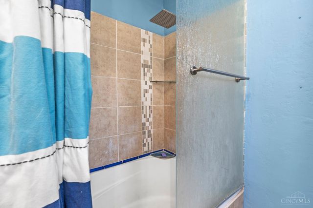 2519 Warsaw Avenue, Cincinnati, OH 45204