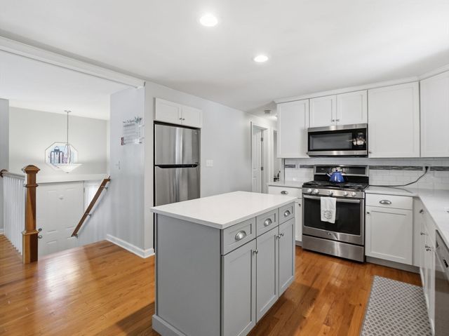 96 Swan Ave, Fitchburg, MA 01420