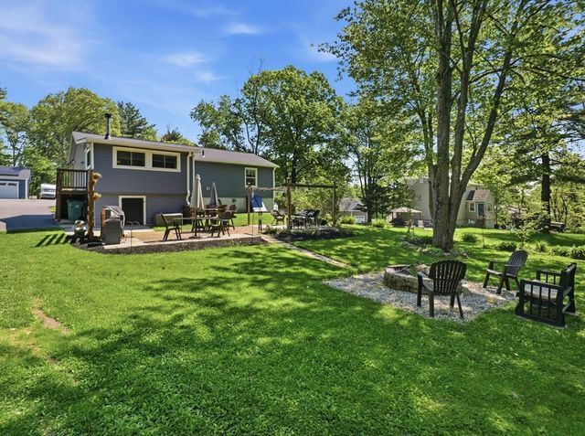 96 Swan Ave, Fitchburg, MA 01420