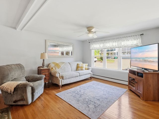 96 Swan Ave, Fitchburg, MA 01420