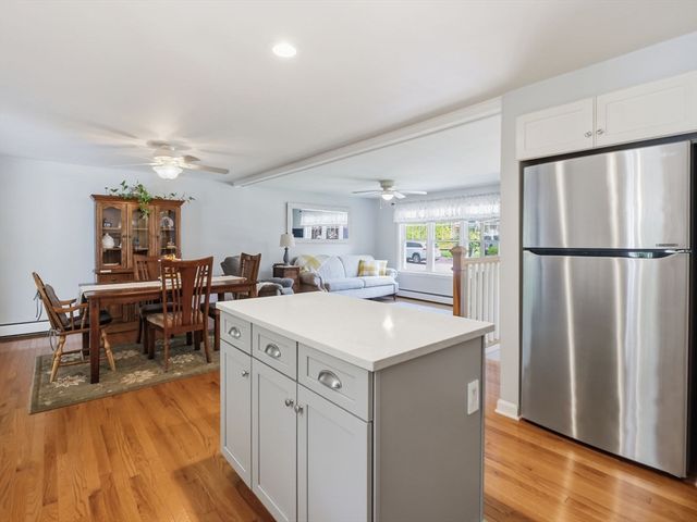 96 Swan Ave, Fitchburg, MA 01420